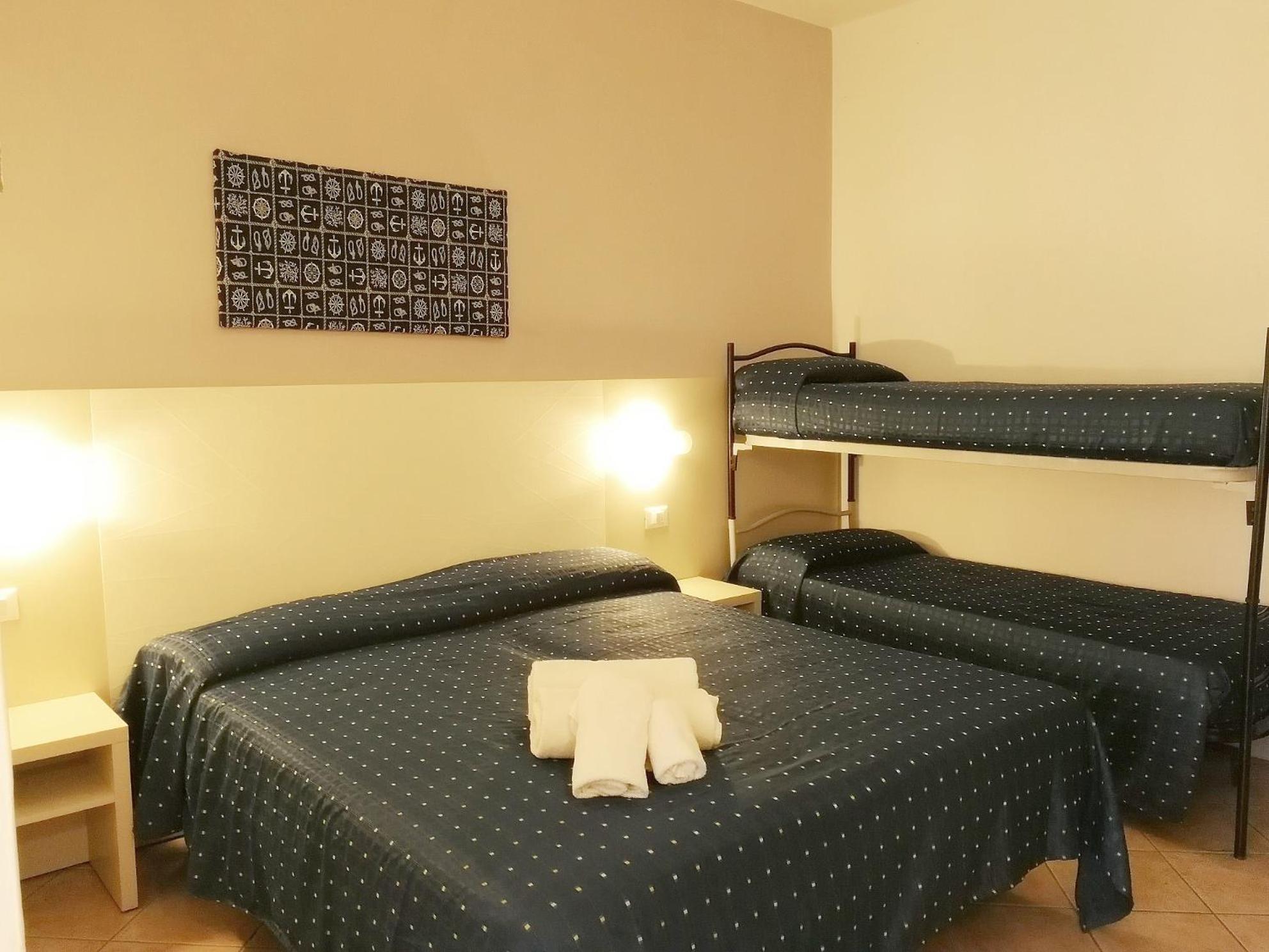 Hotel Atmosfere Beach Чезенатико Экстерьер фото
